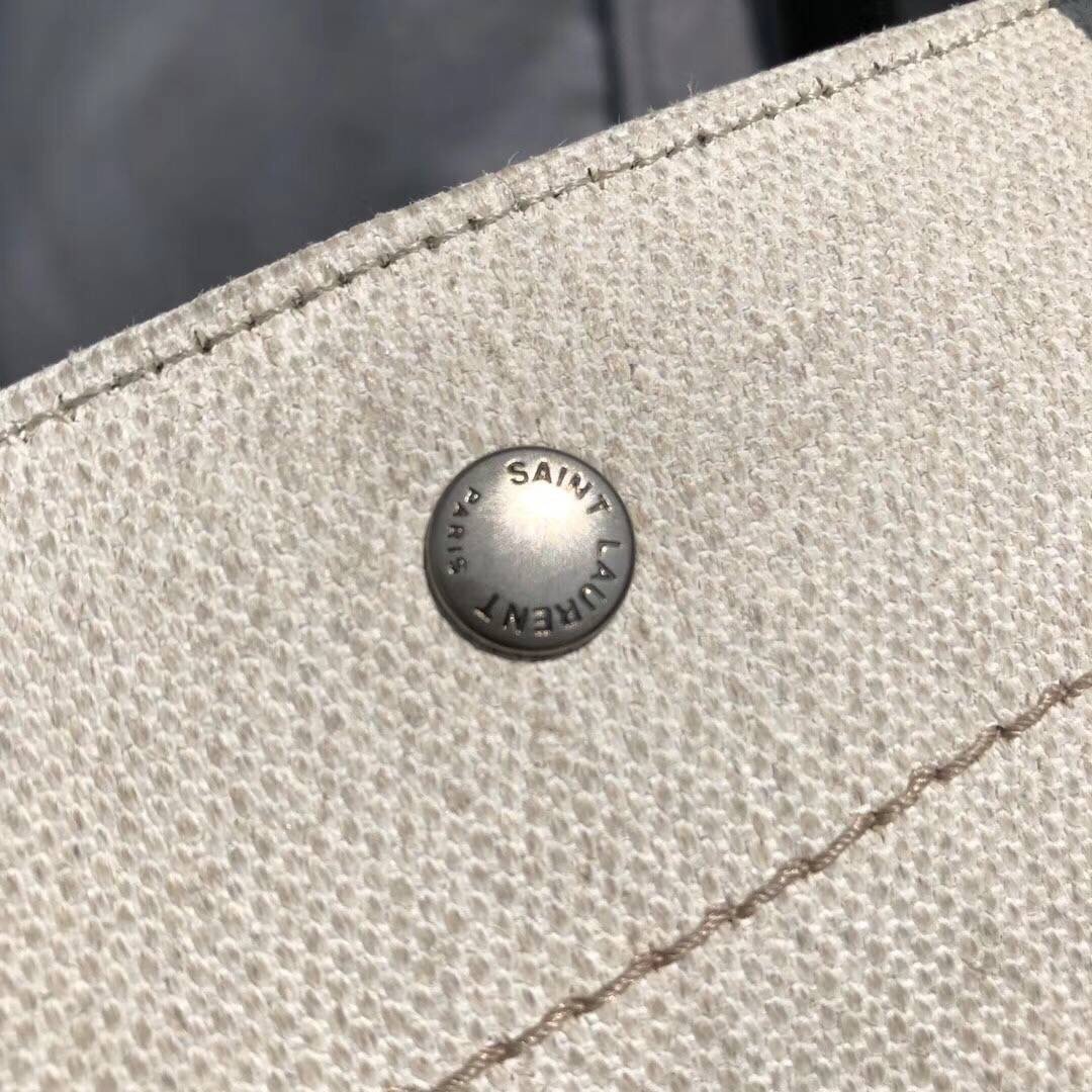 3c4d7cb9816b7c5be9b8ff628e7eb58c_1584428674_48.JPG