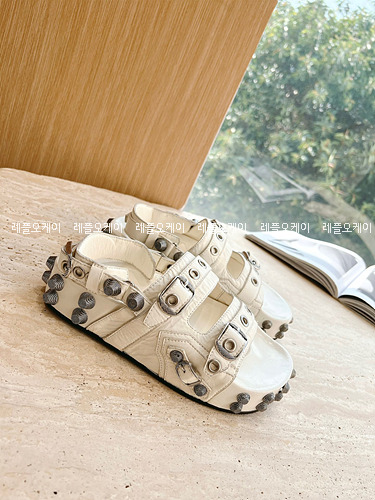 62ecfe47864febd8abe7826e5ab8c5dd_1685774960_07.jpg