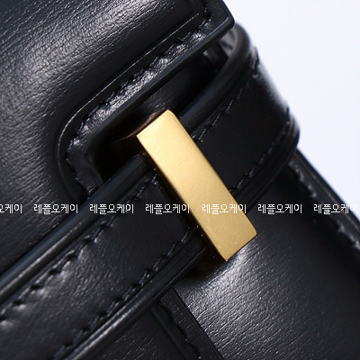 b45c0aacad73d37cae8b6cbc307a57a0_1696302893_3.jpg