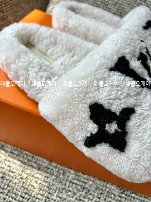 a7e308bcd6bb396ecd3e0e5a2dbec9be_1699682412_76.jpg