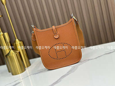 a7e308bcd6bb396ecd3e0e5a2dbec9be_1699683269_3.jpg