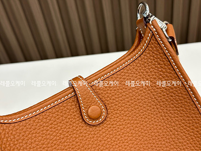 a7e308bcd6bb396ecd3e0e5a2dbec9be_1699683269_72.jpg