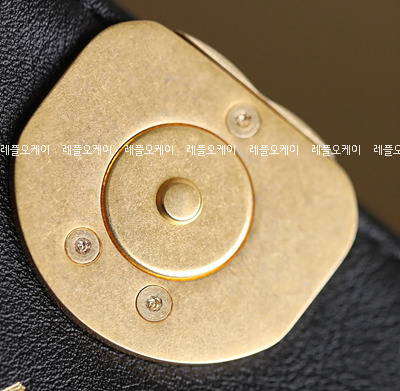 c47751be17a03ee9dddd49c30fb6518d_1699064619_02.jpg