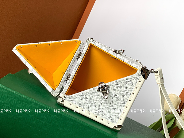 3e6a33ac449979655e92e6aa5639a790_1705650183_07.jpg