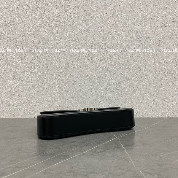 00604738df07092cb228e4b3c8e0186b_1712984106_69.jpg