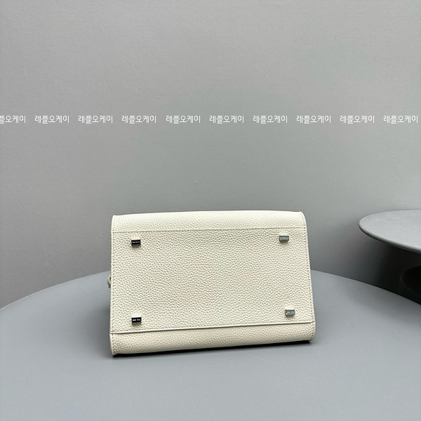 3dfd5ca81f380d9296ced0c063440faf_1723433220_02.jpg