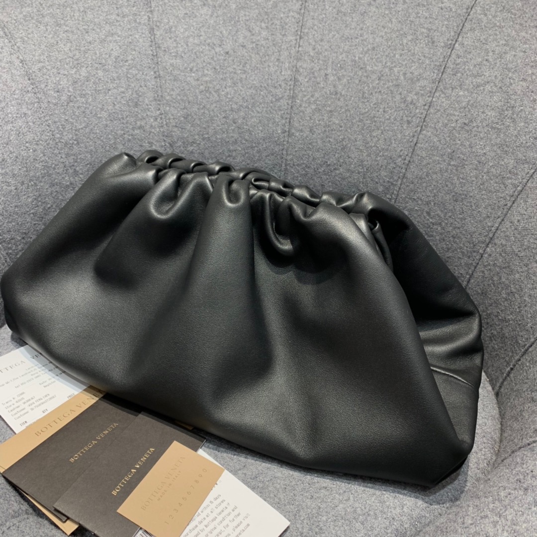 보테가베네타 파우치 클러치백