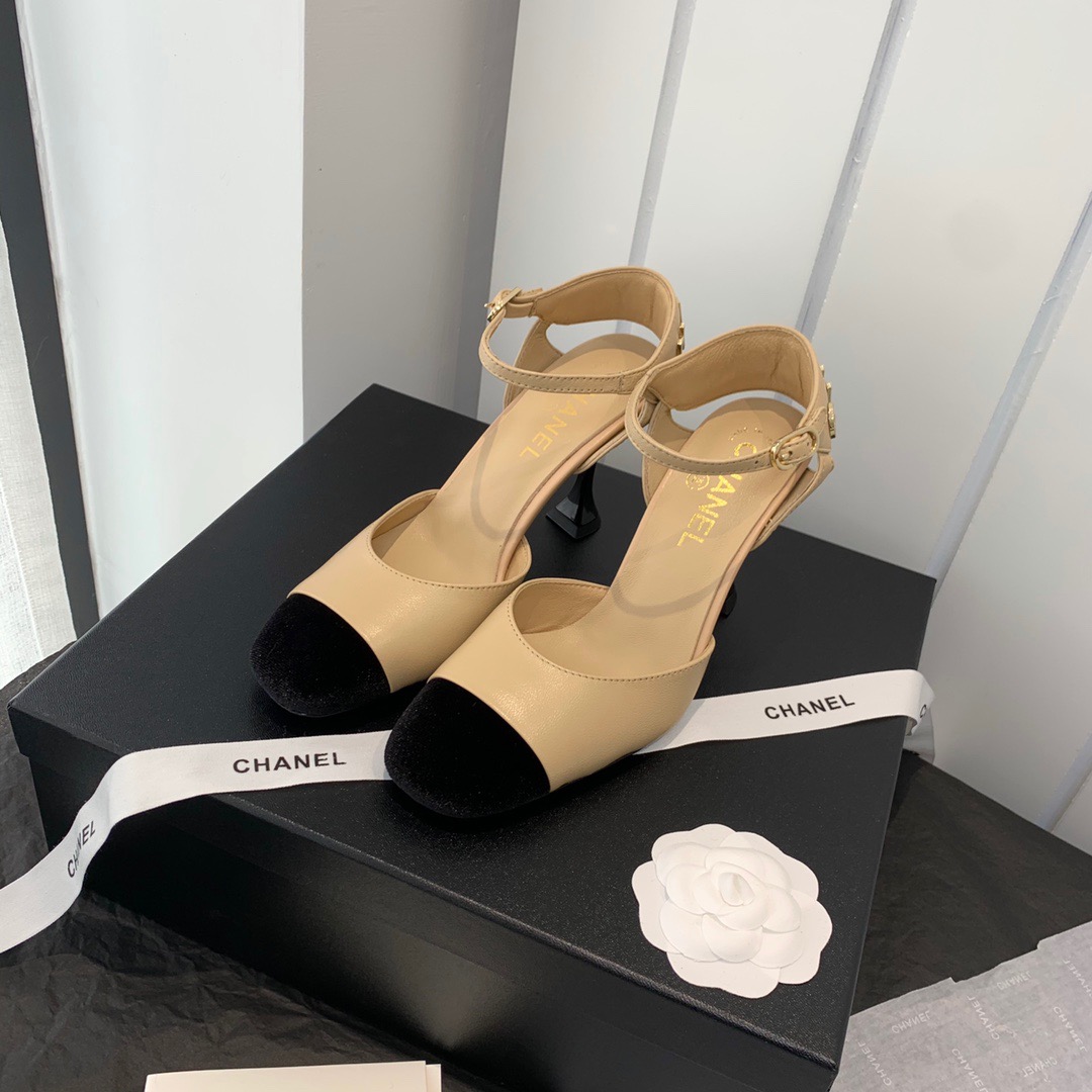 샤넬 오프 슈즈 8cm
