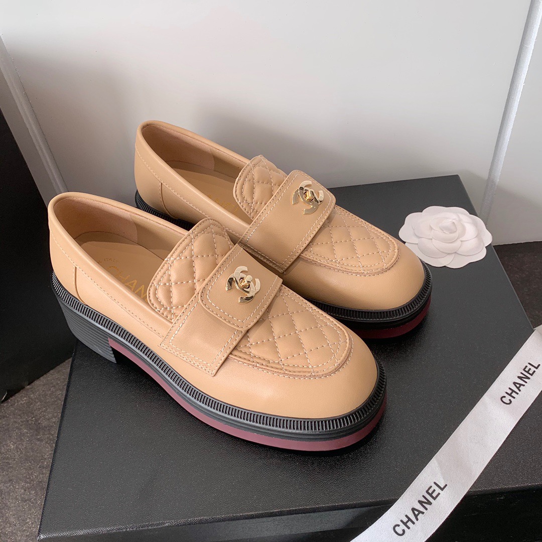 샤넬 cc 로고 퀼팅 로퍼 4.5cm