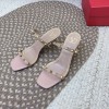 발렌티노 락스터드 샌들