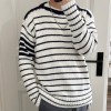 톰브라운 4 바 스트라이프 스웨터