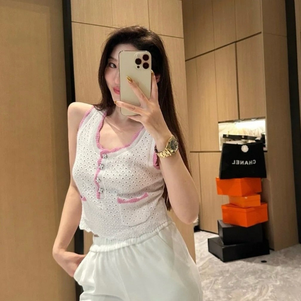 샤넬 크롭티